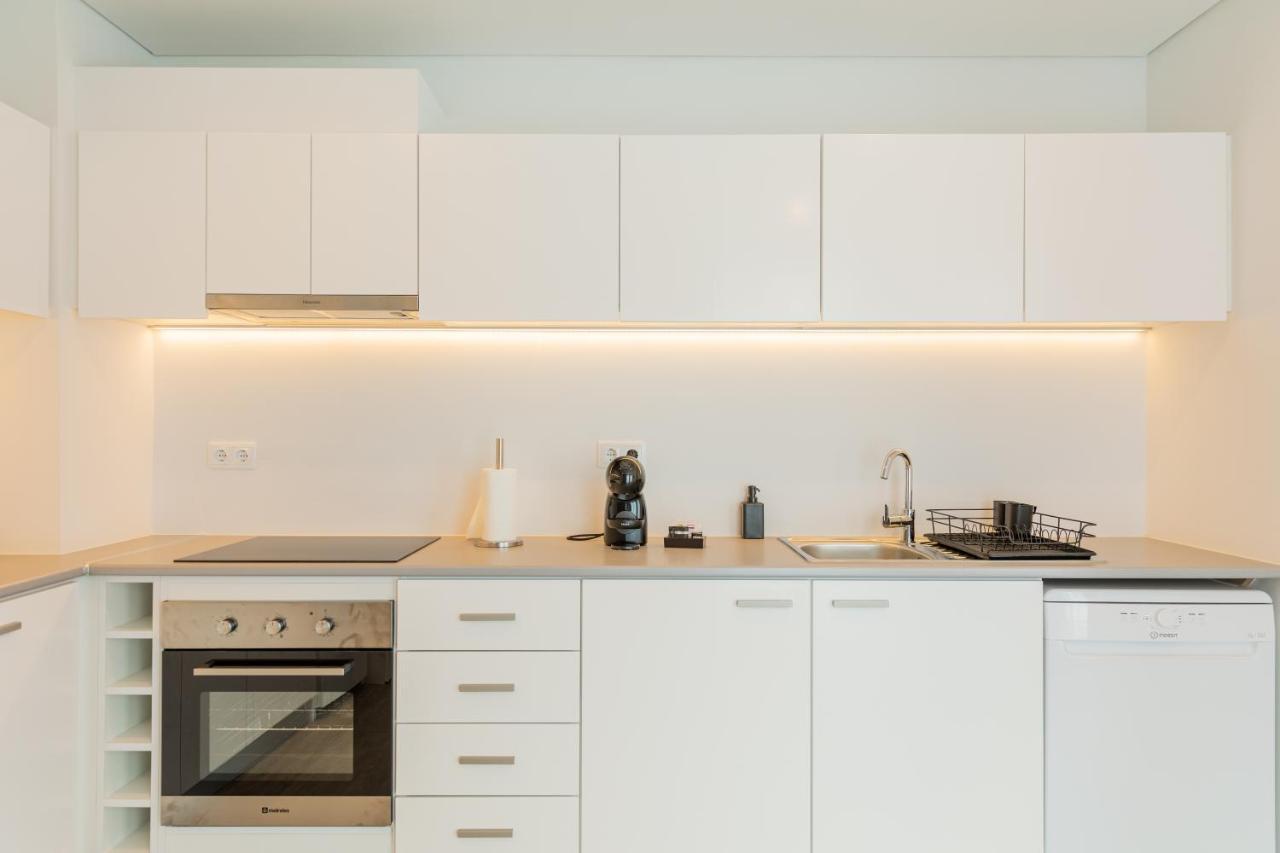 Downtown Pdl Premium Apartment Ponta Delgada  Bagian luar foto